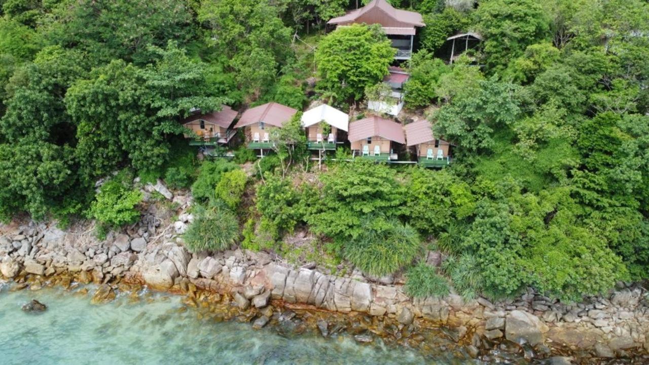 Phi Phi Seaside Bungalow Exterior foto